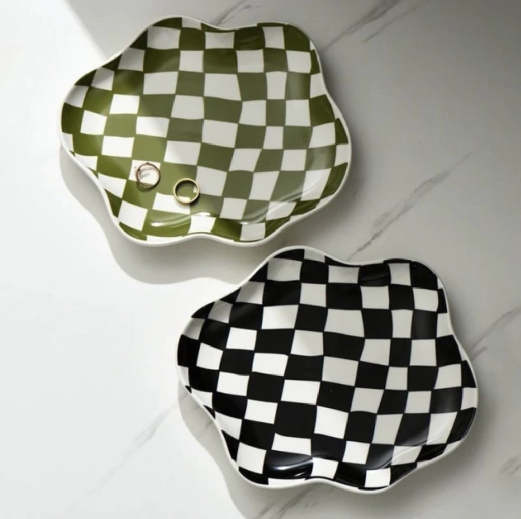 Plato Cuadriculado Decorativo